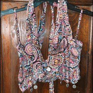 Earth Bound Trading Crop Tops all size Medium